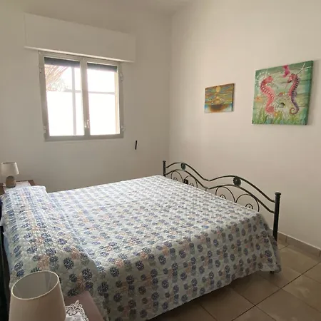 Lucia Holiday home
